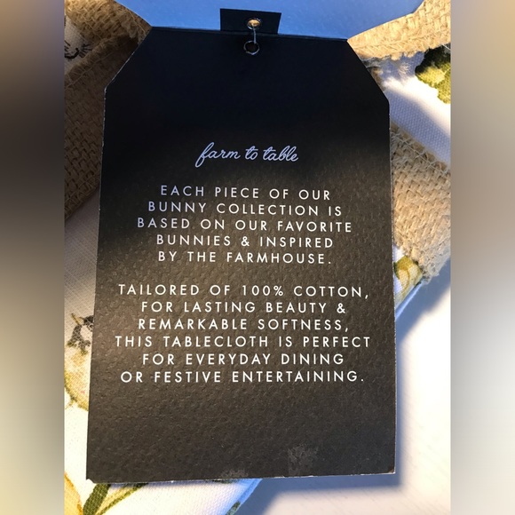 NWOT Bunny Hills Farms Round Tablecloth - Picture 3 of 7